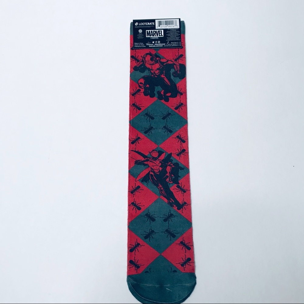 Antman marvel new Loot crate lootwear argyle Crew socks red gray L